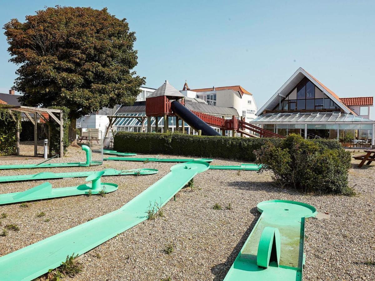6 Person Holiday Home On A Holiday Park In Hejls Exterior foto